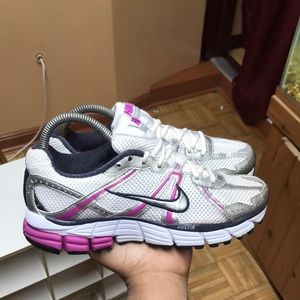 nike air zoom pegasus 26